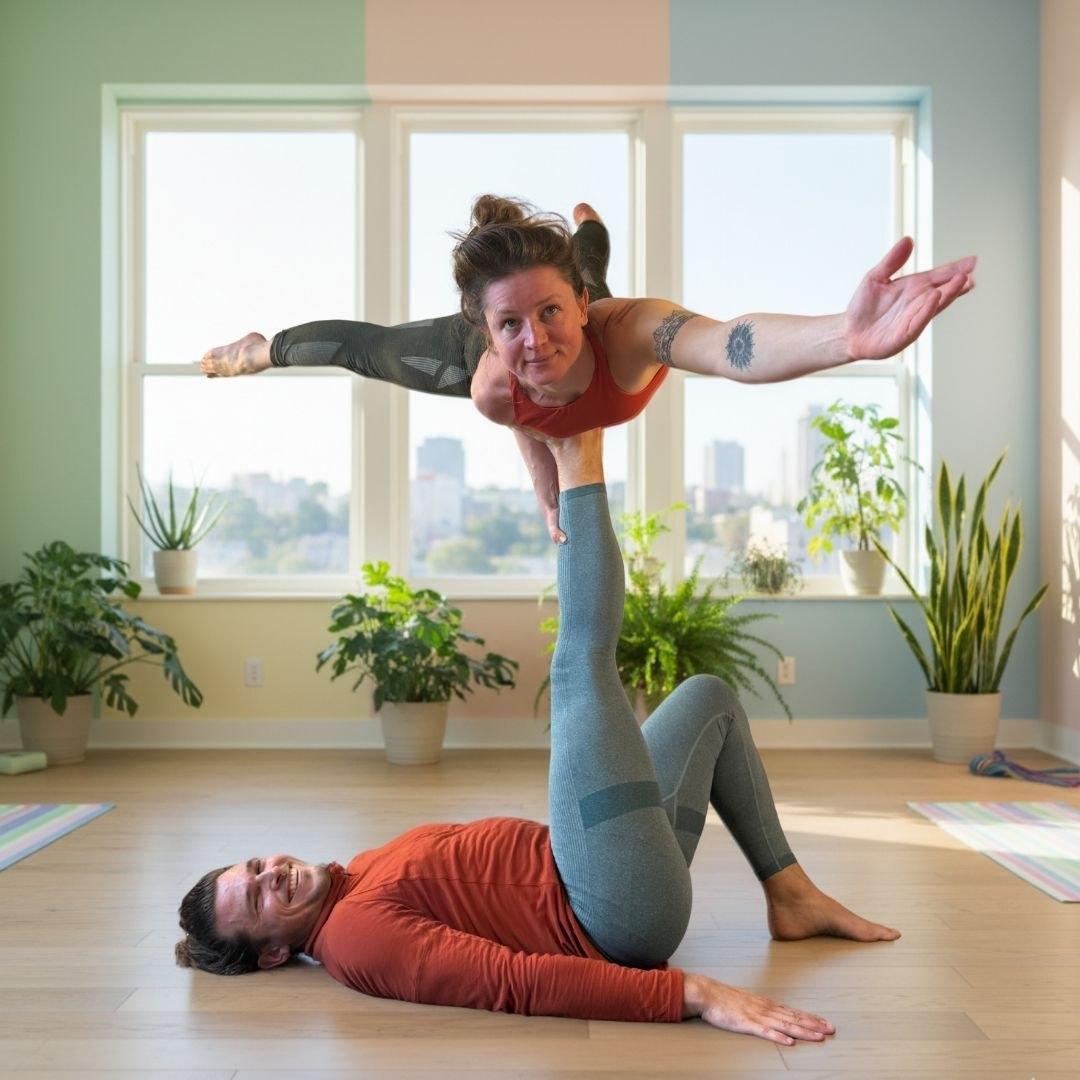 AkroYoga Poppy Flow (Intermediate)